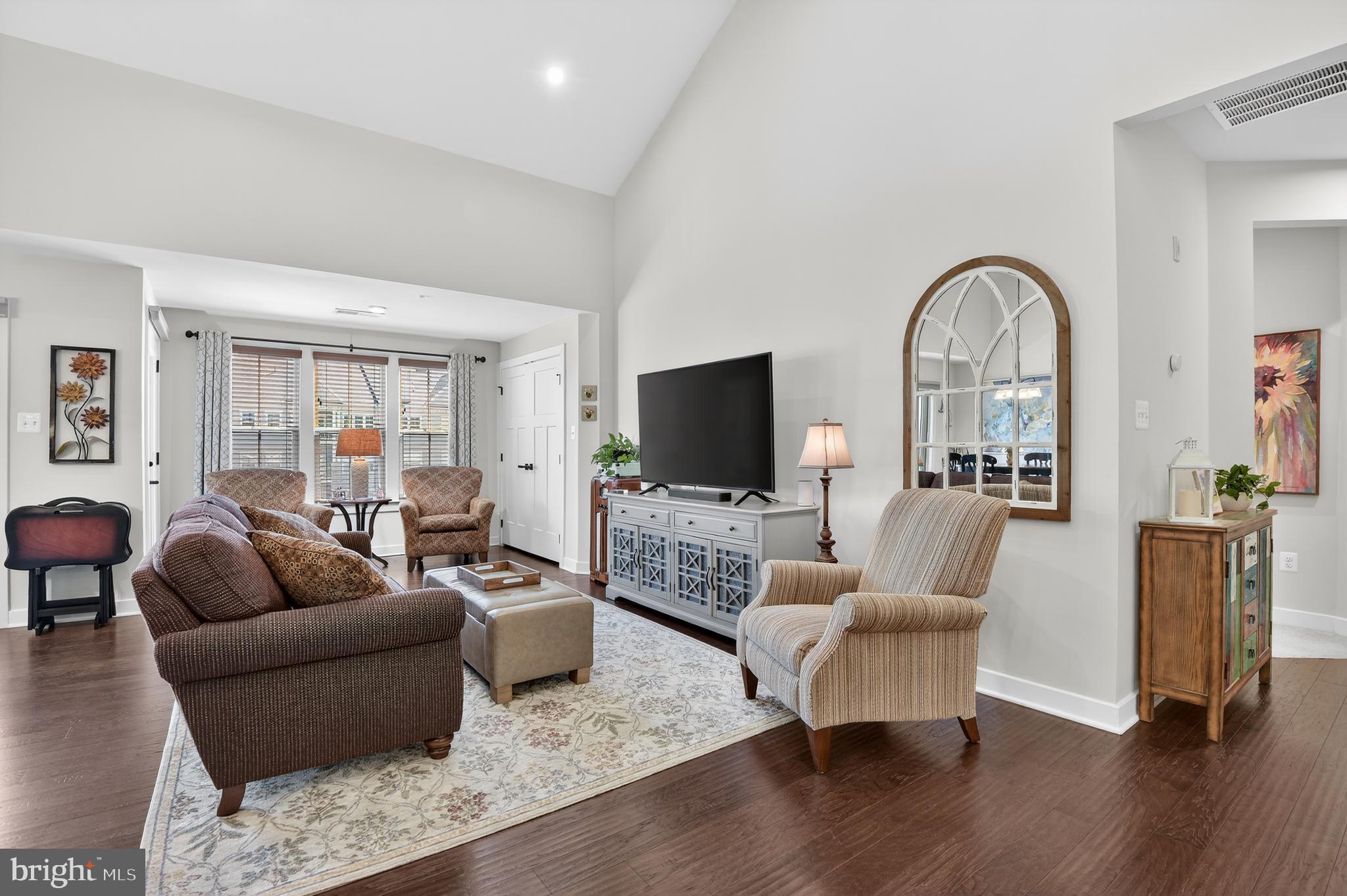 LINGANORE GARDEN CONDOMINIUMS - Residential