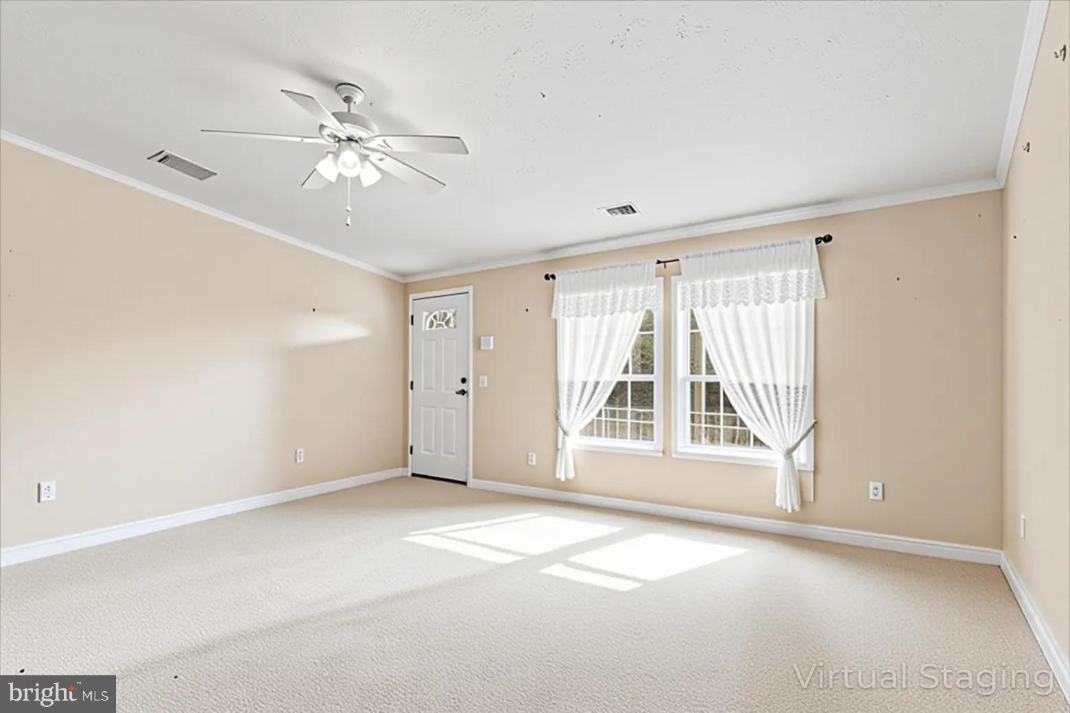 CAPTAIN'S COVE - Residential