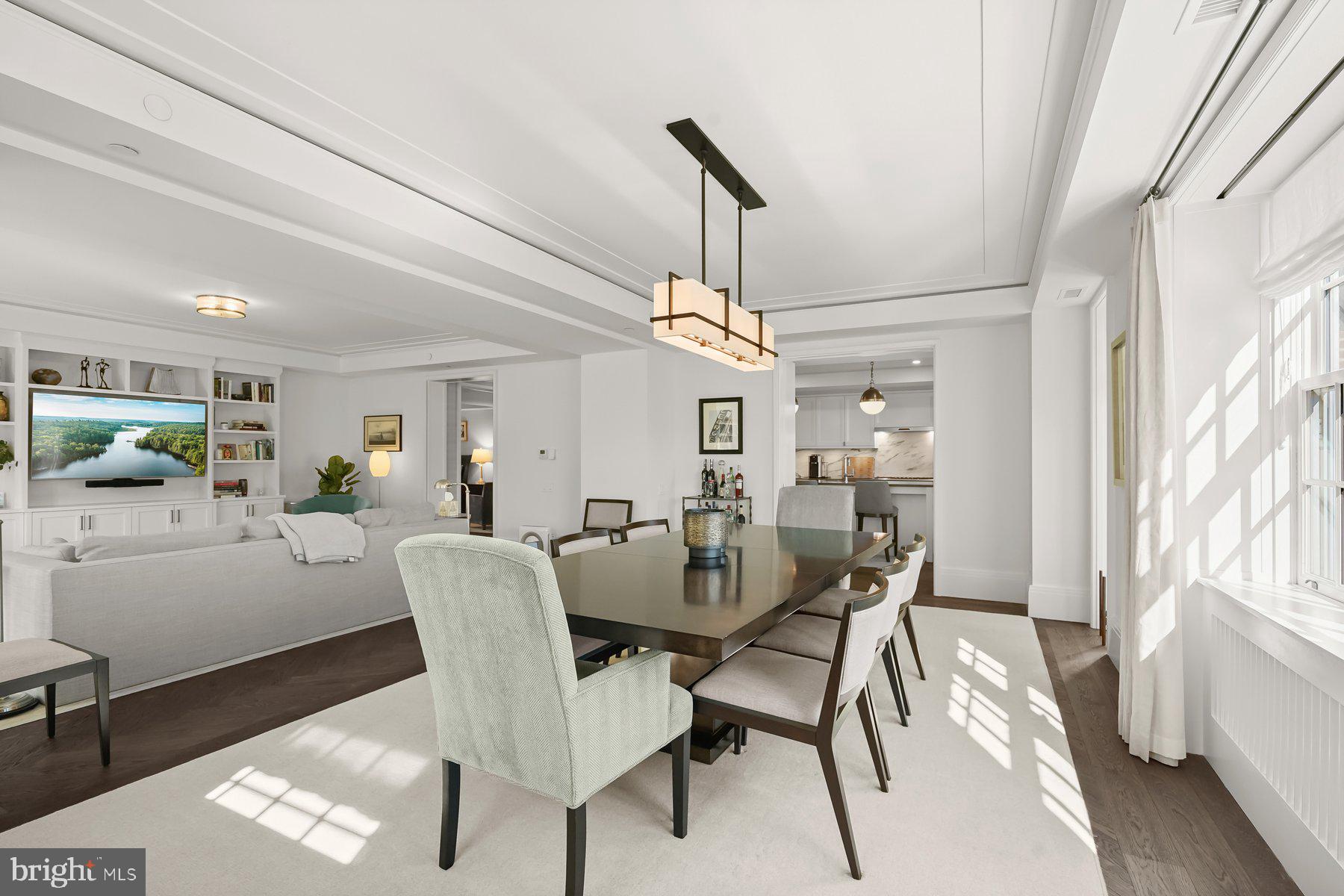 WARDMAN TOWER - Residential