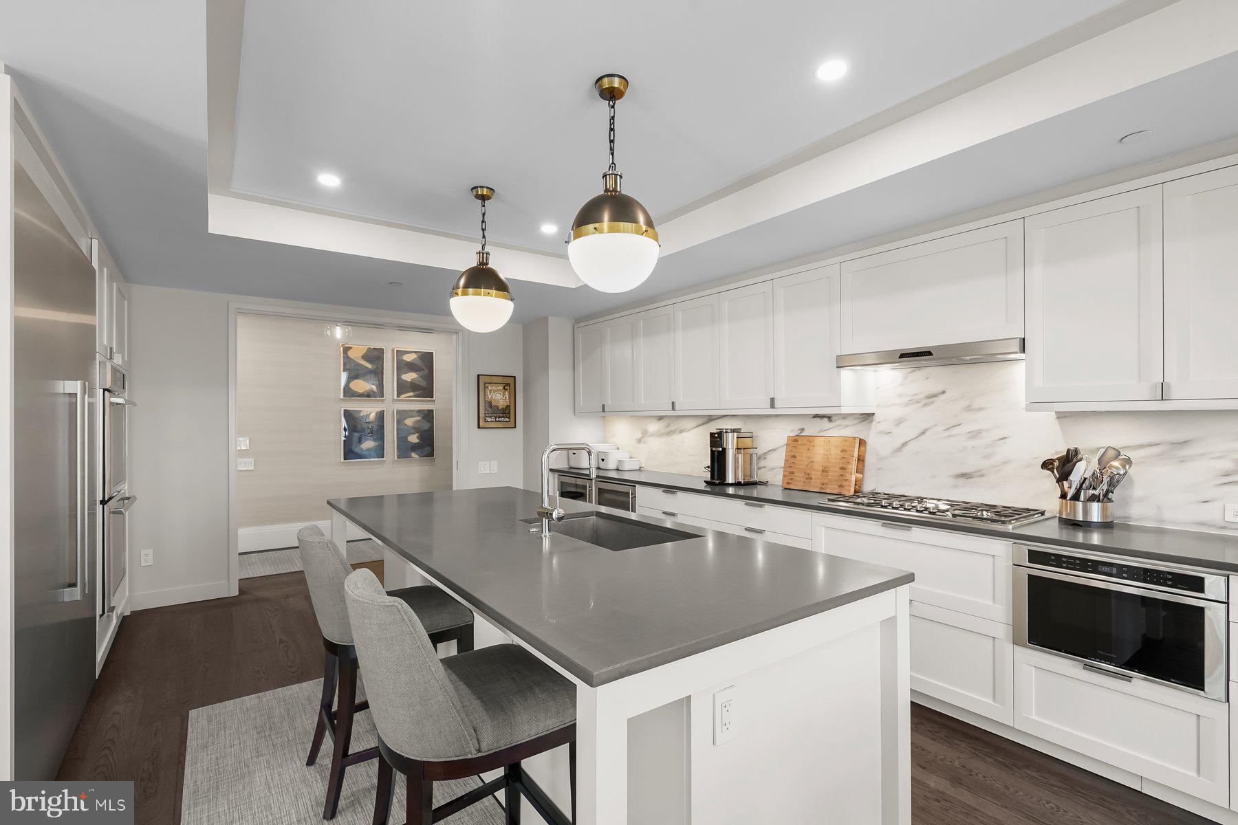 WARDMAN TOWER - Residential