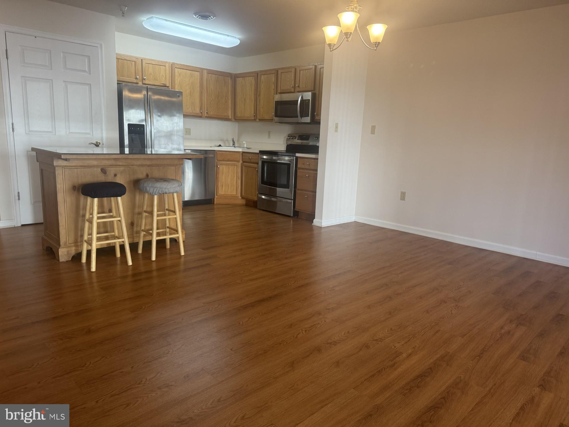 MALLARD LANDING - Residential