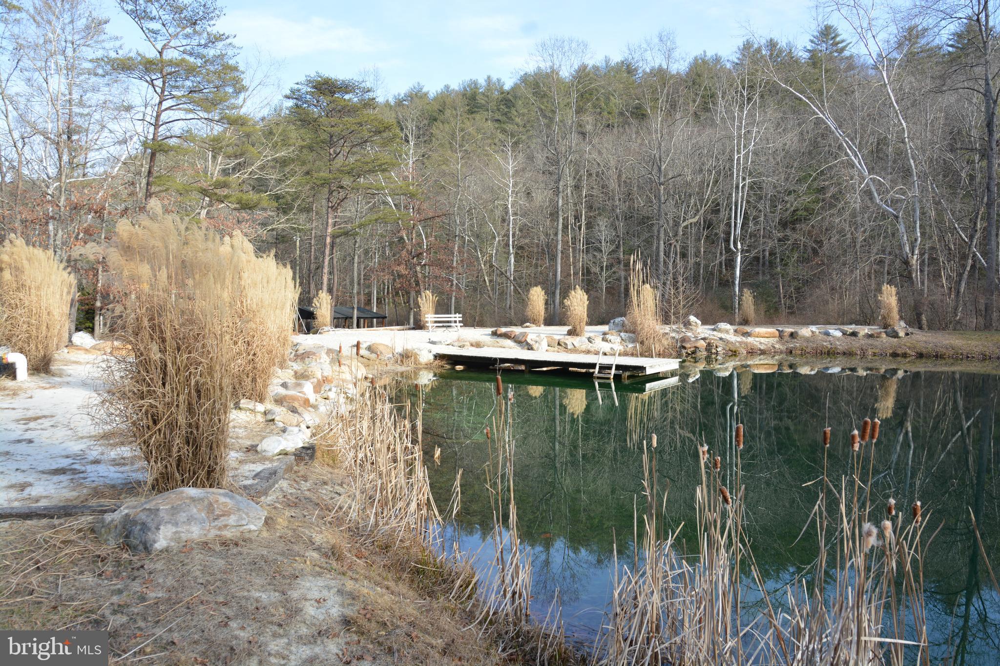 RITTERS HIDDEN VALLEY - Land