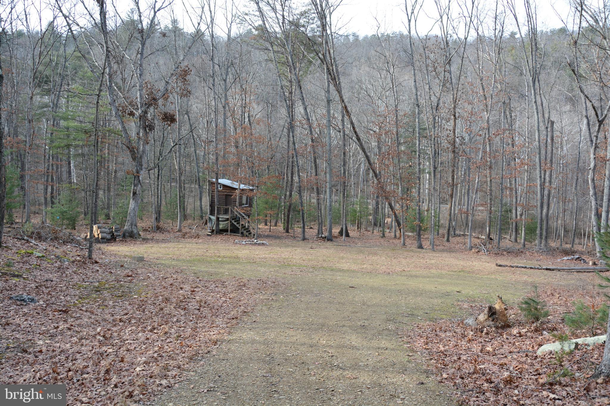 RITTERS HIDDEN VALLEY - Land