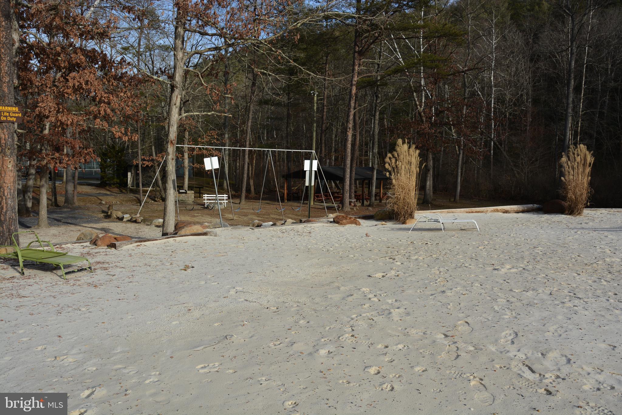 RITTERS HIDDEN VALLEY - Land