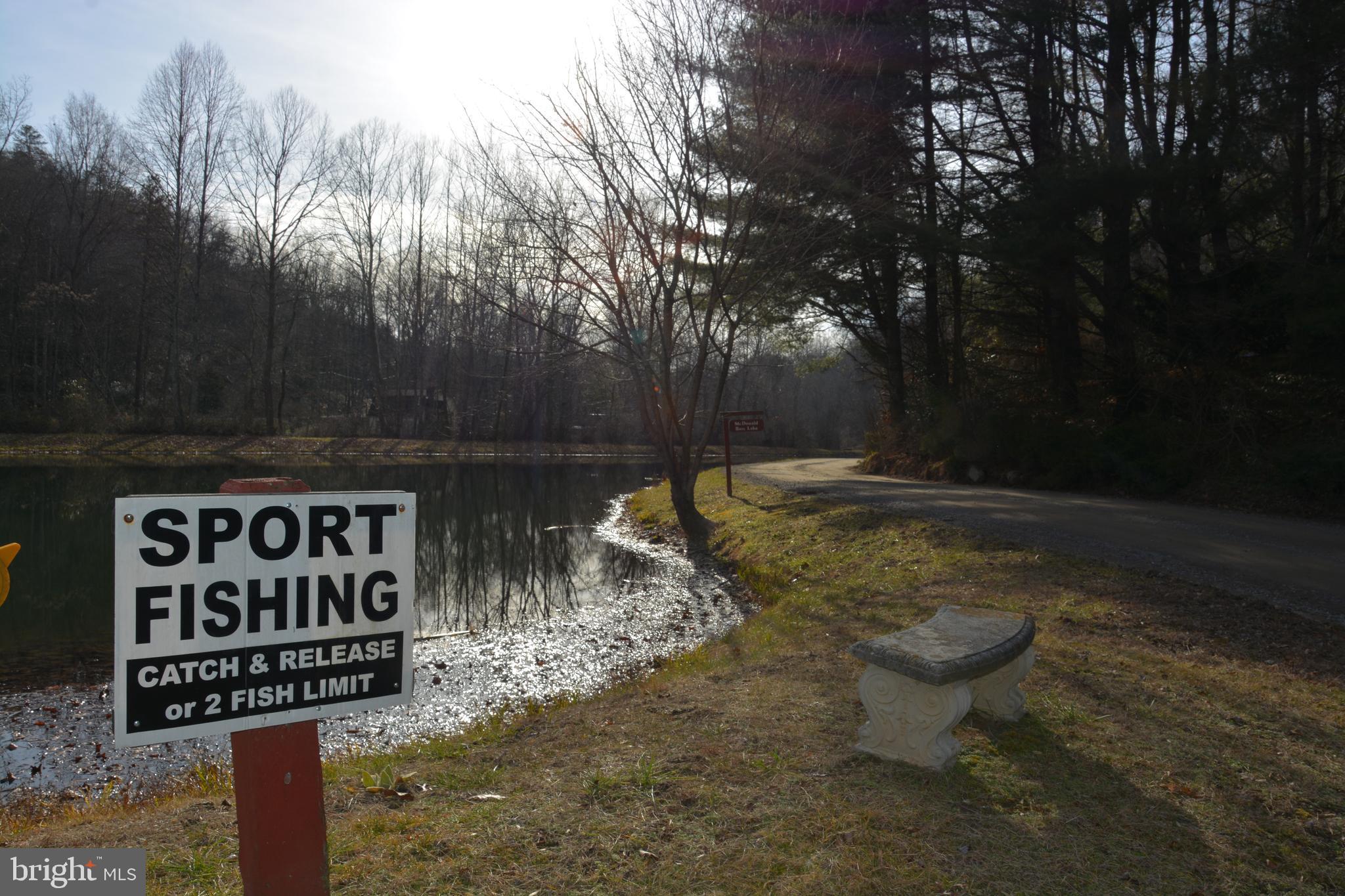 RITTERS HIDDEN VALLEY - Land