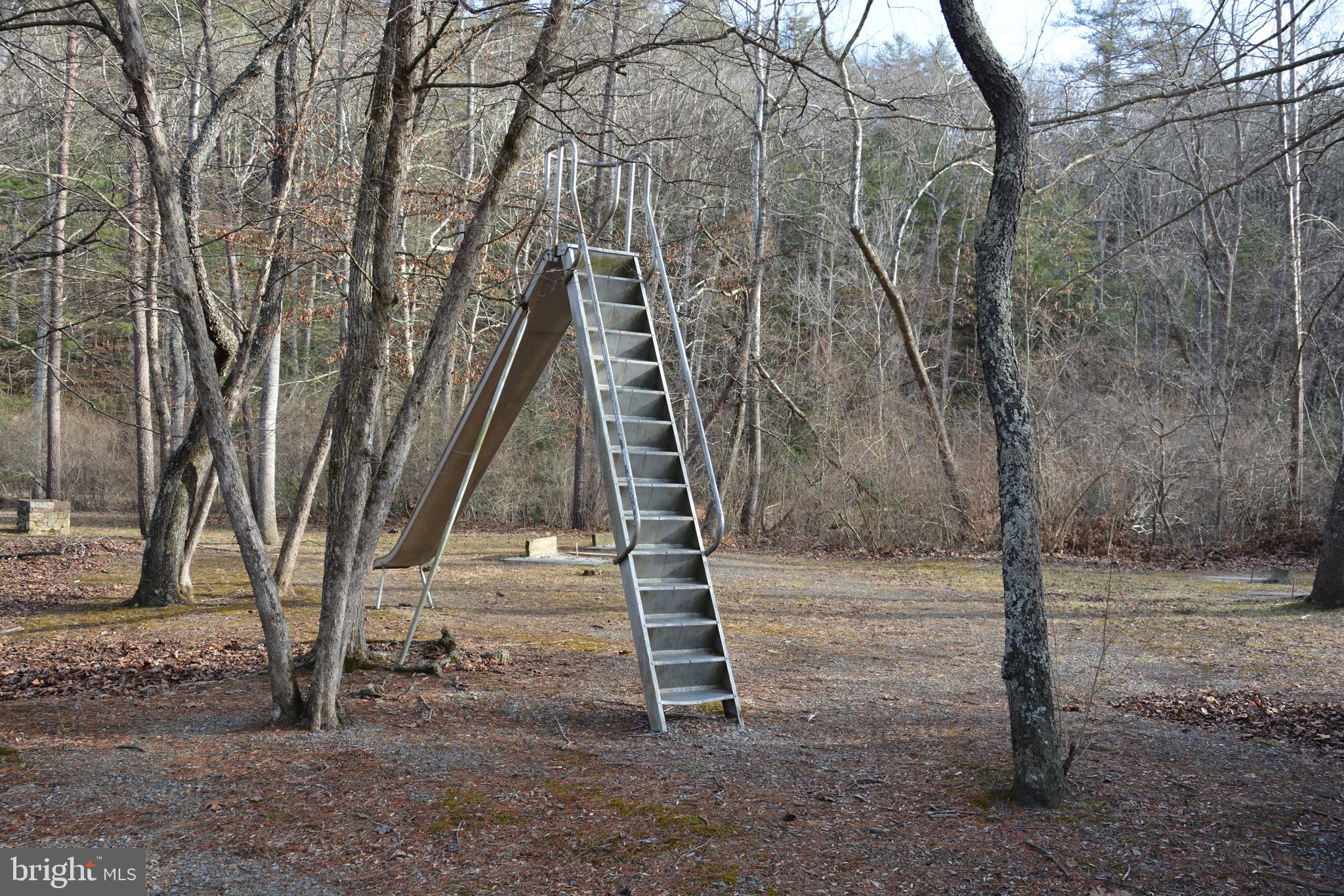 RITTERS HIDDEN VALLEY - Land