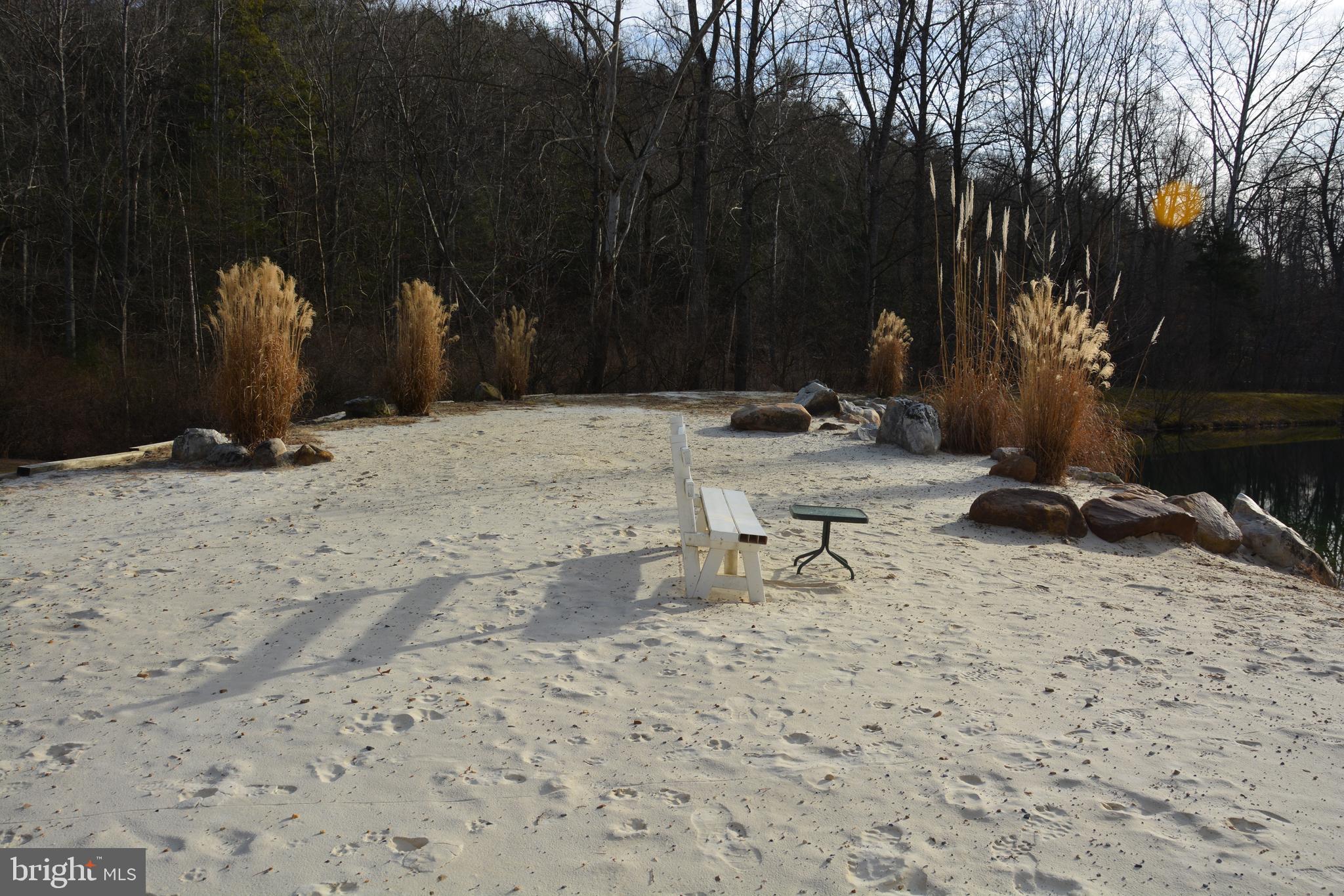 RITTERS HIDDEN VALLEY - Land