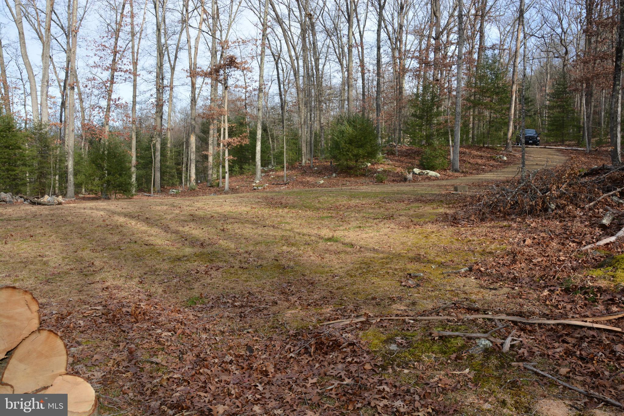 RITTERS HIDDEN VALLEY - Land