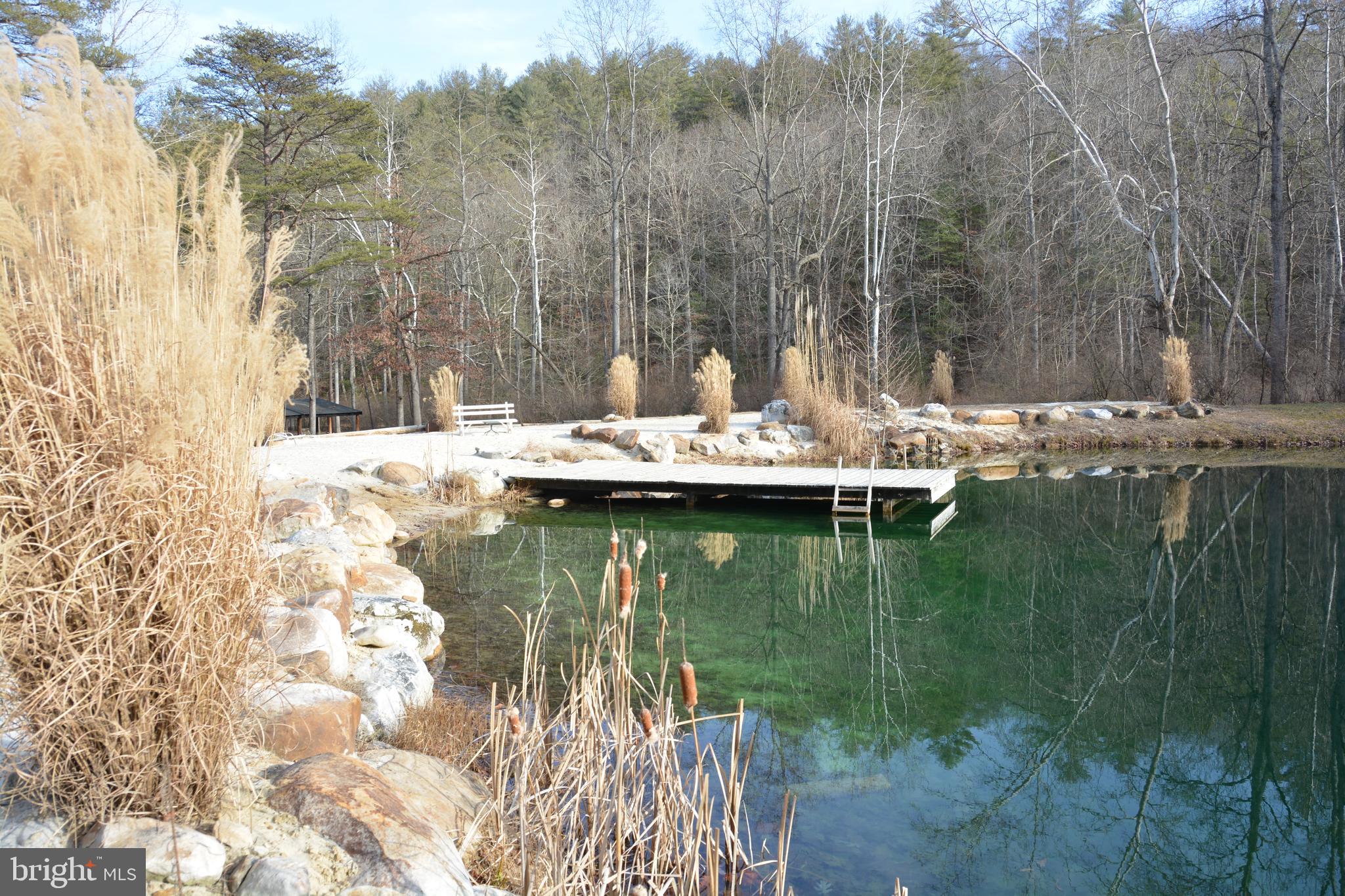 RITTERS HIDDEN VALLEY - Land