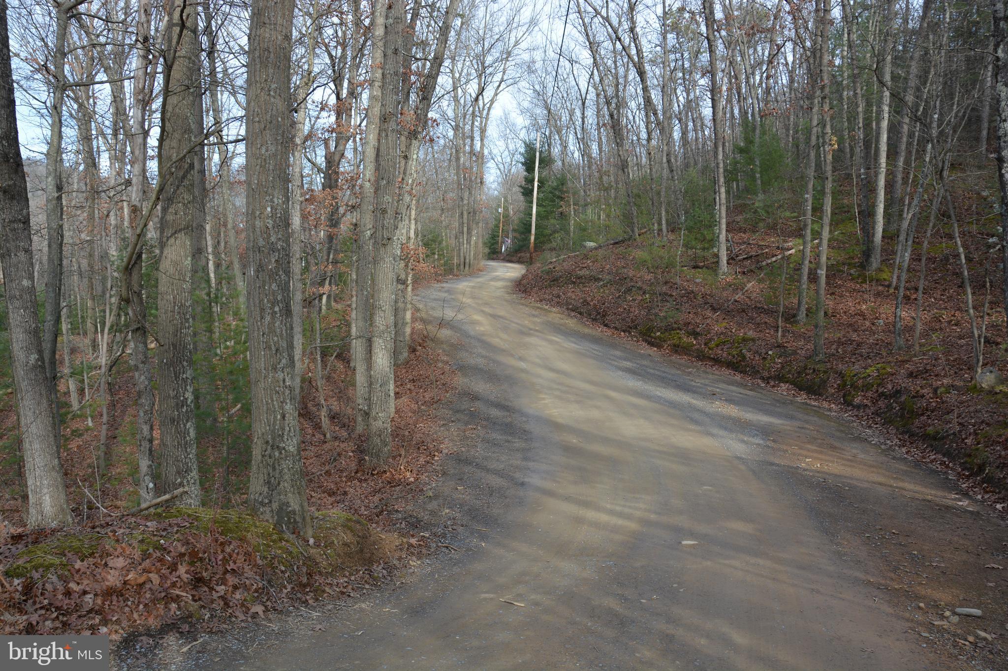 RITTERS HIDDEN VALLEY - Land