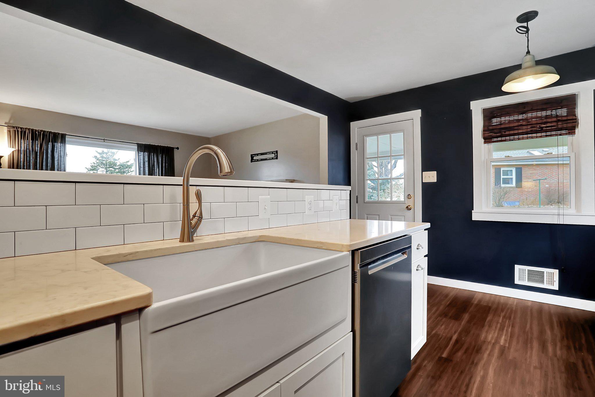 MONOCACY VILLAGE - Residential Lease