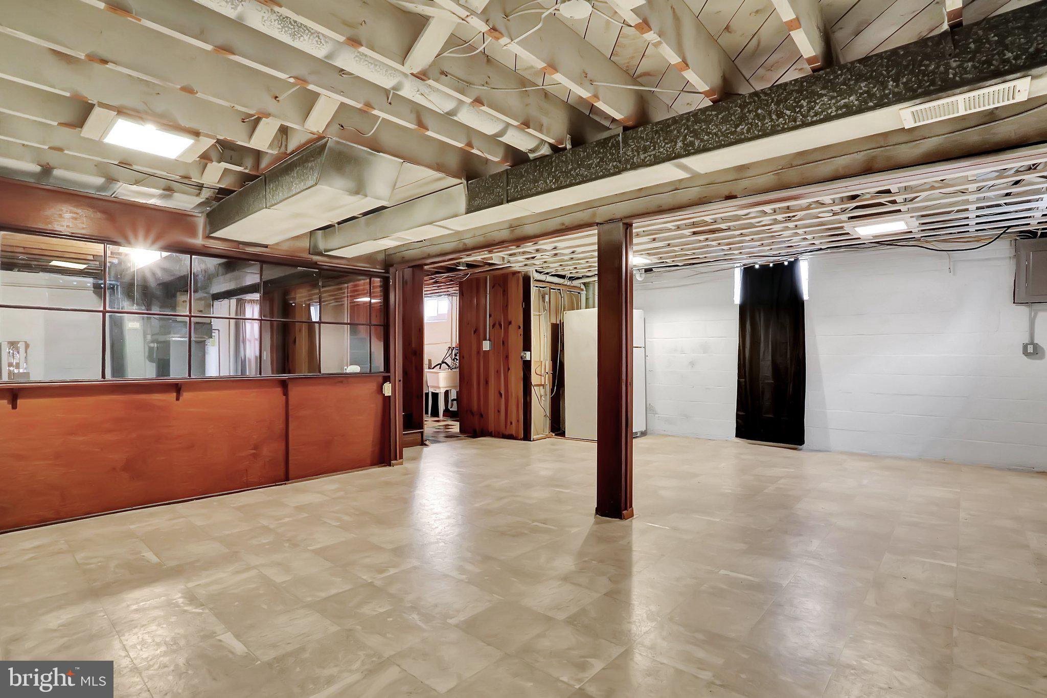 MONOCACY VILLAGE - Residential Lease