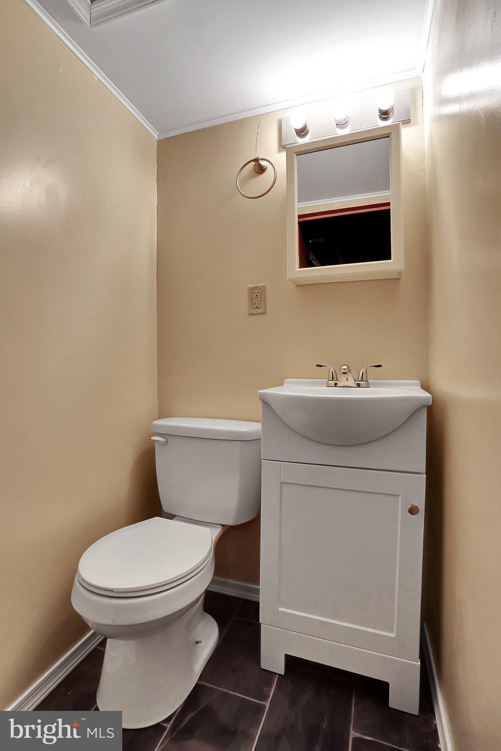 MONOCACY VILLAGE - Residential Lease