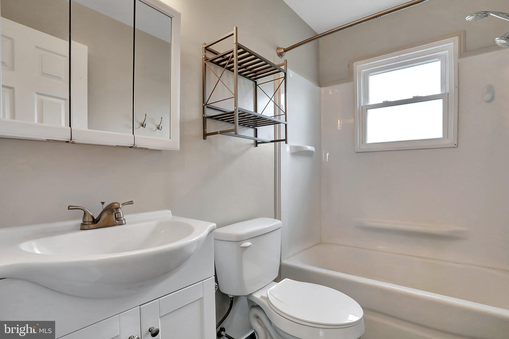 MONOCACY VILLAGE - Residential Lease