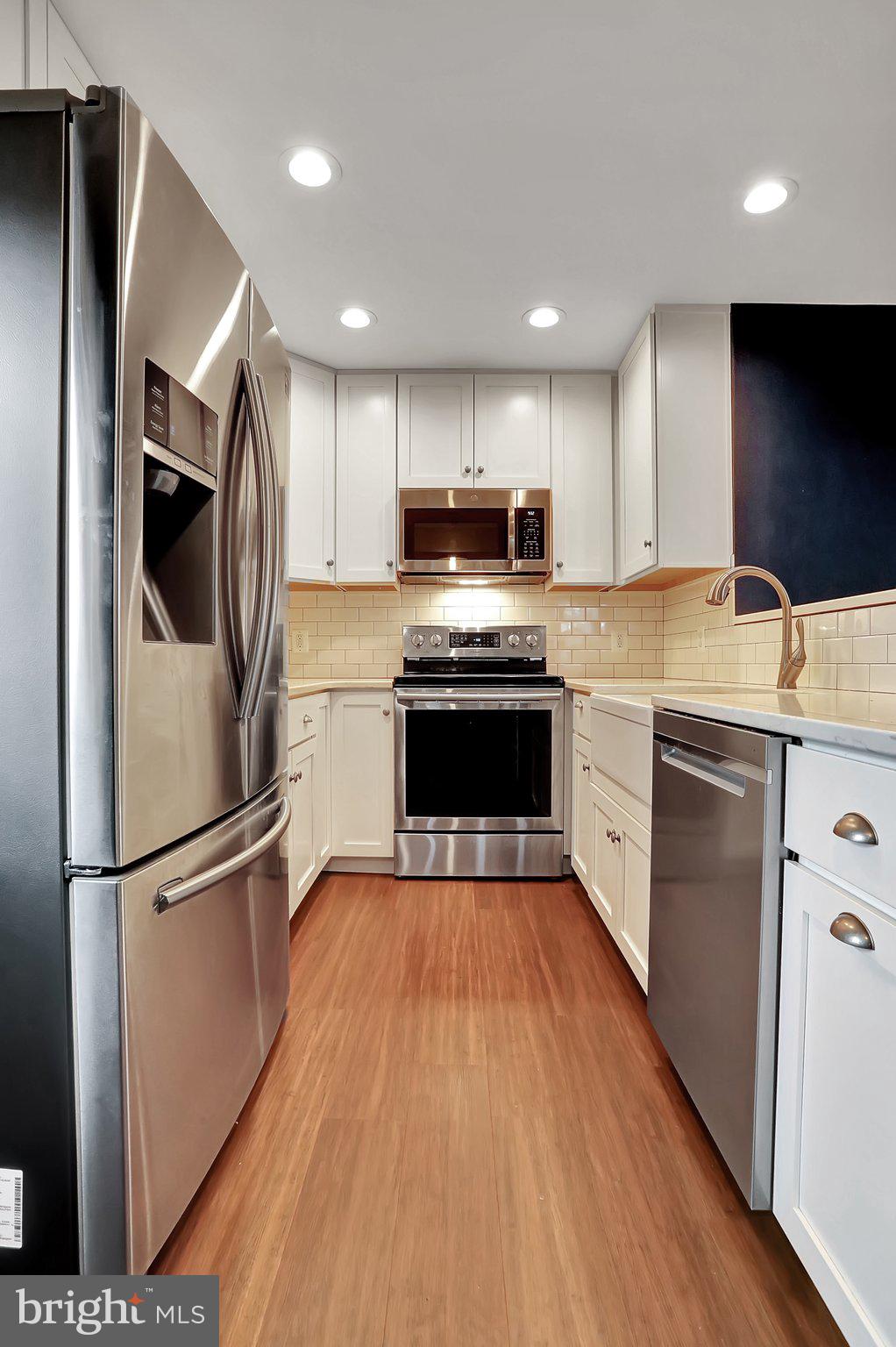 MONOCACY VILLAGE - Residential Lease