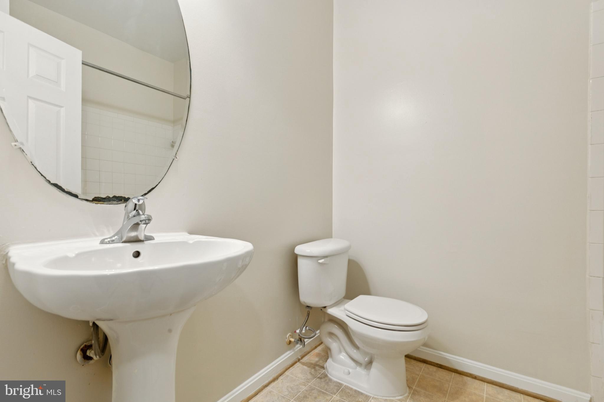 POTOMAC COVE - Residential Lease