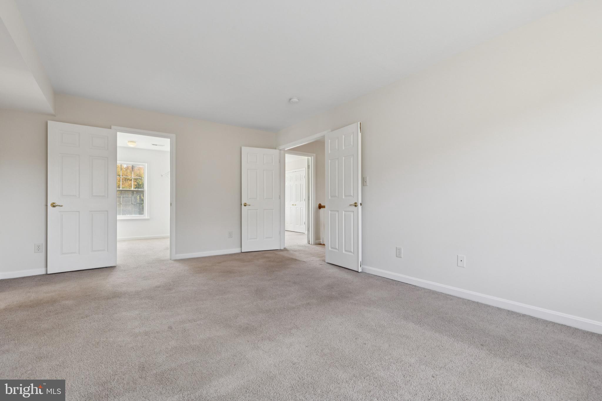 POTOMAC COVE - Residential Lease