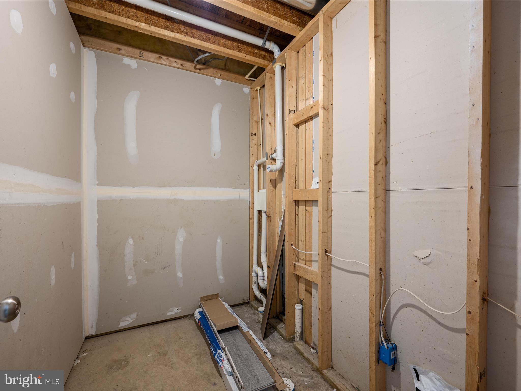 PRENTISS POINT - Residential