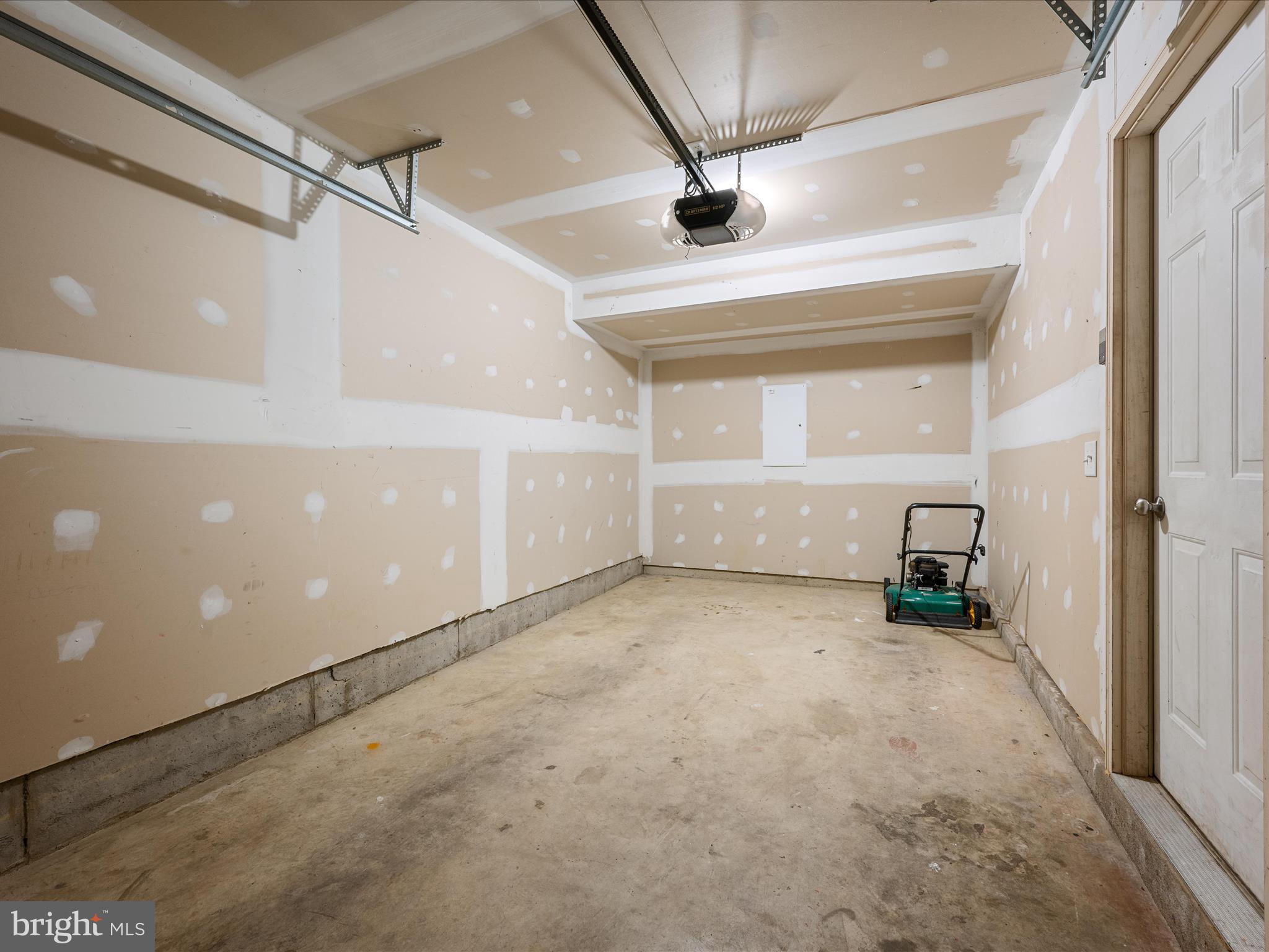 PRENTISS POINT - Residential