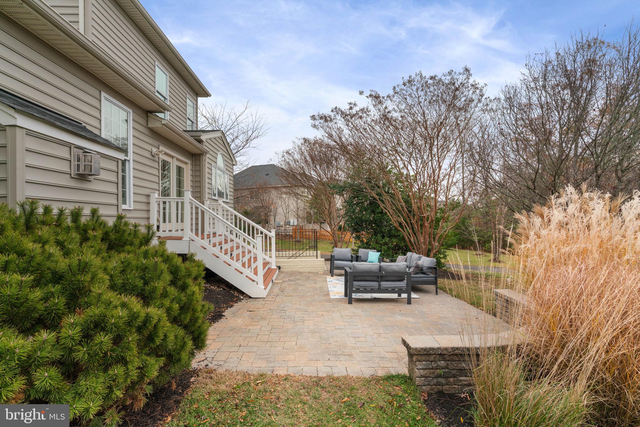 SOUTH RIDING - Residential