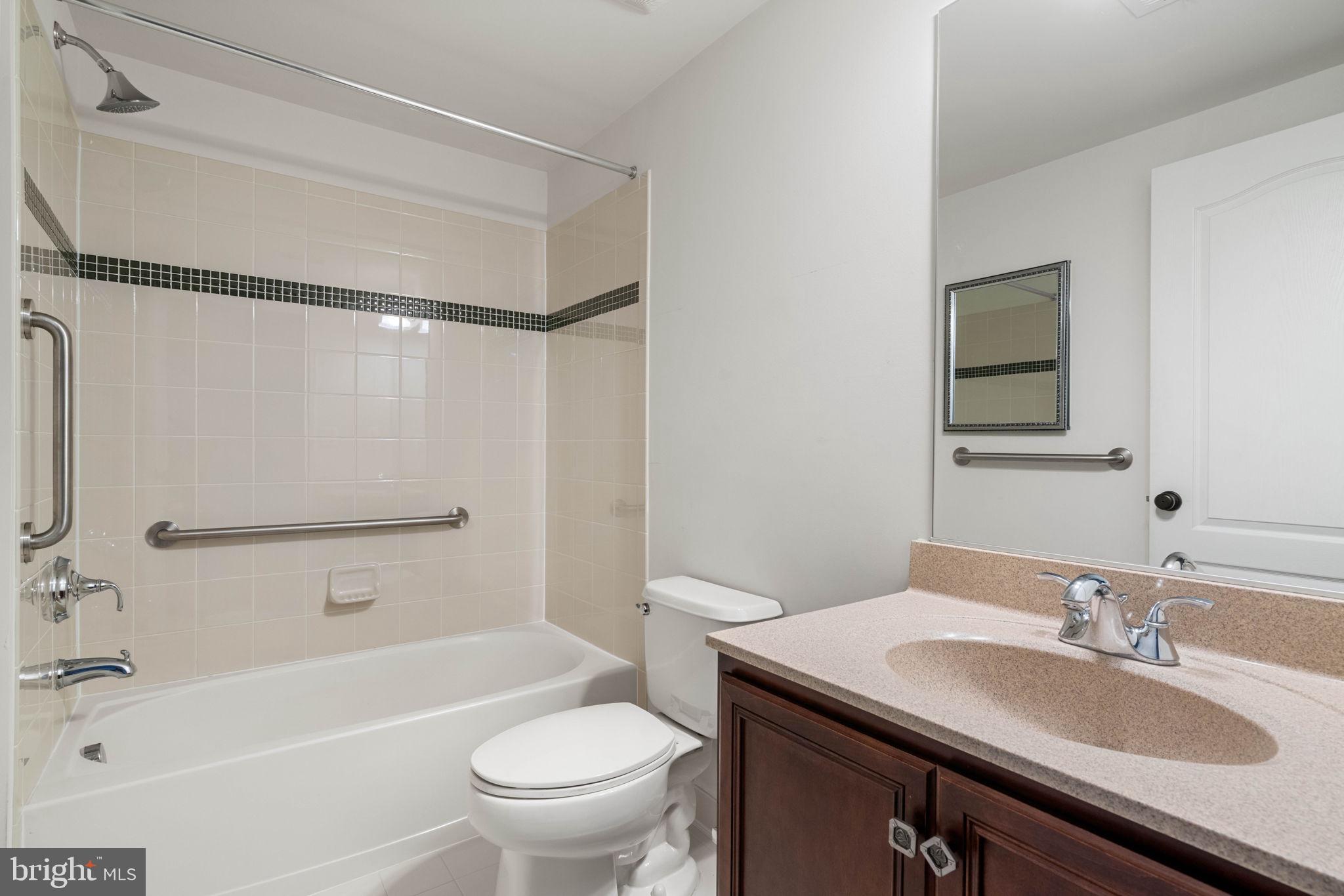 SOUTH RIDING - Residential