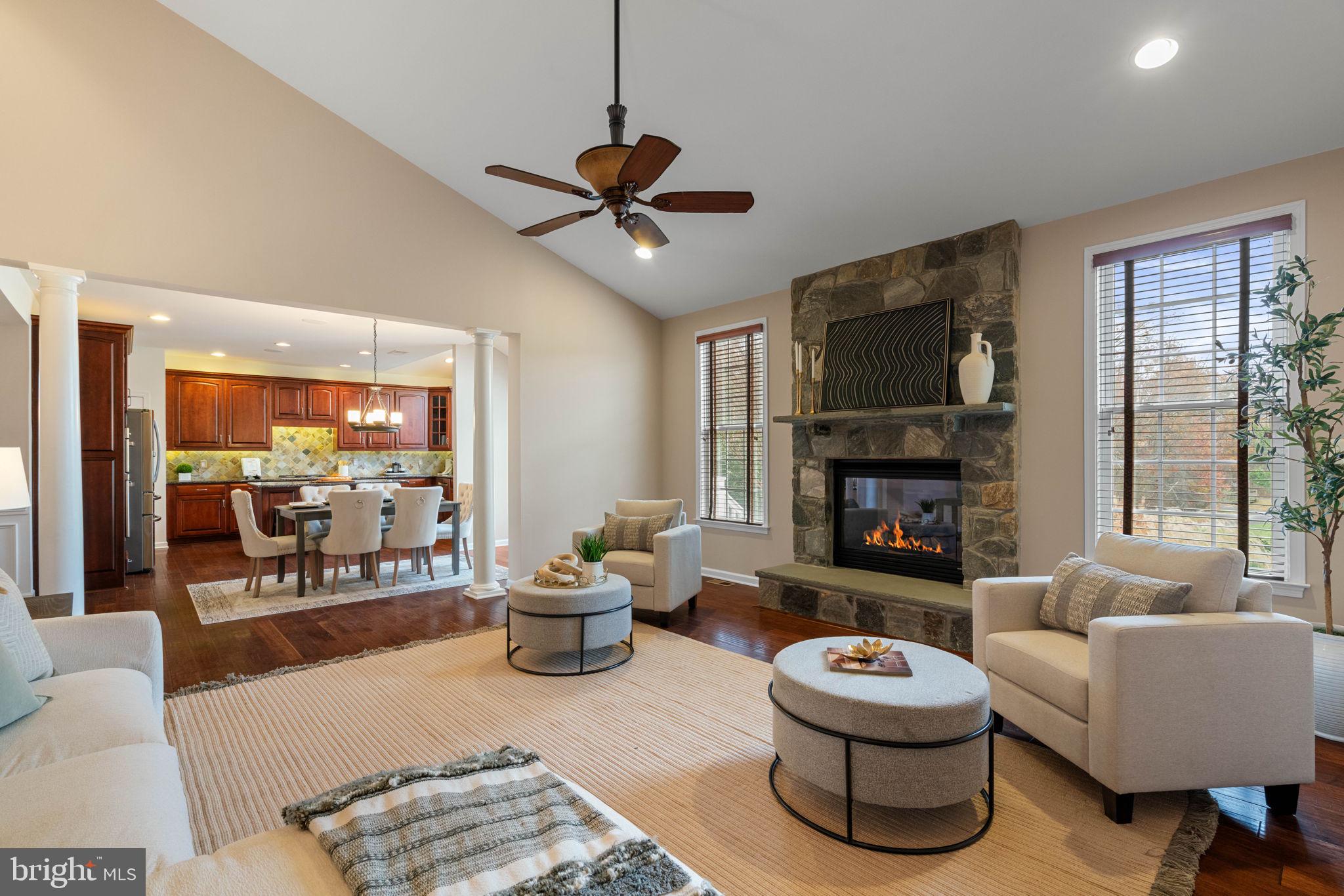 SOUTH RIDING - Residential