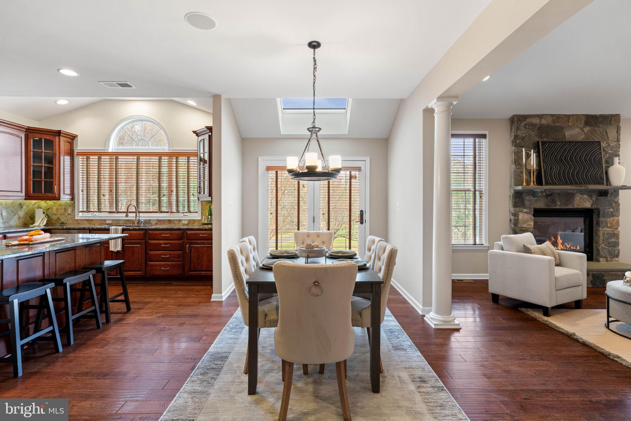 SOUTH RIDING - Residential