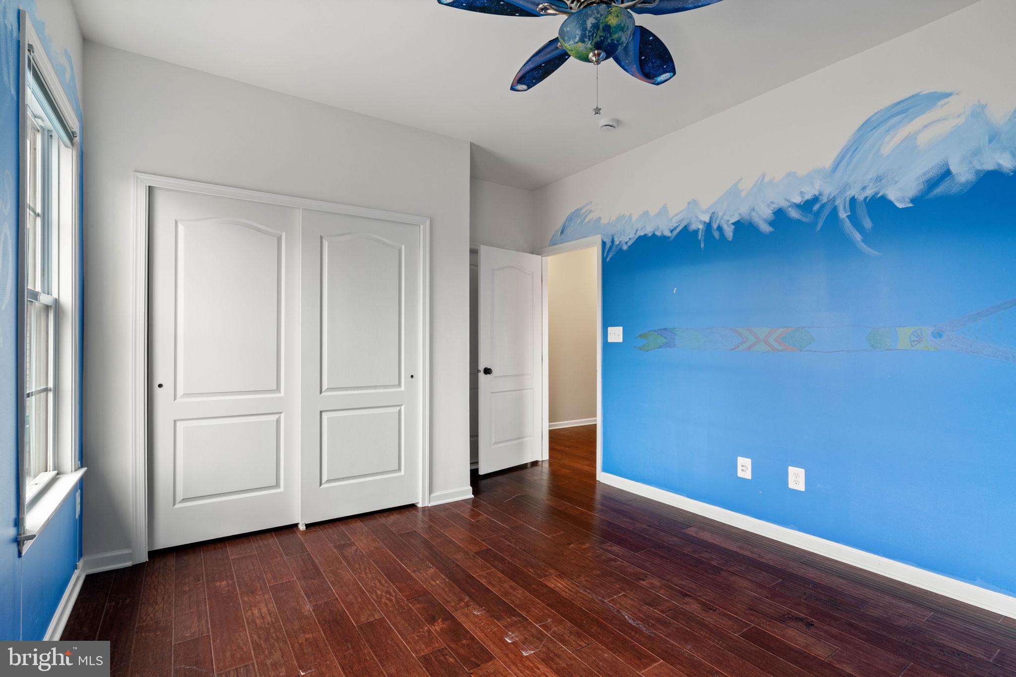 SOUTH RIDING - Residential