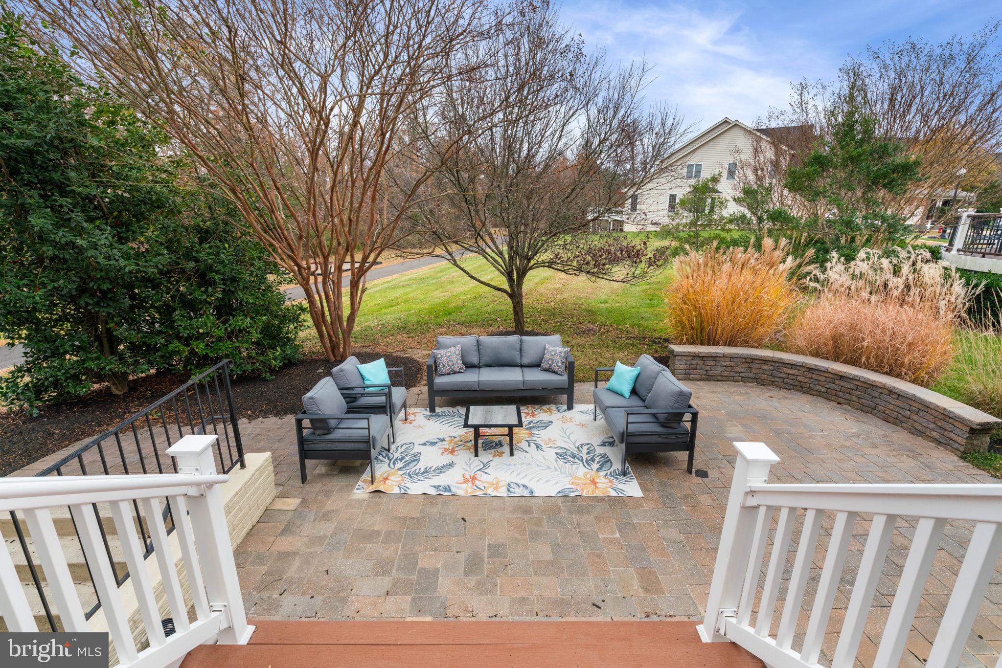 SOUTH RIDING - Residential