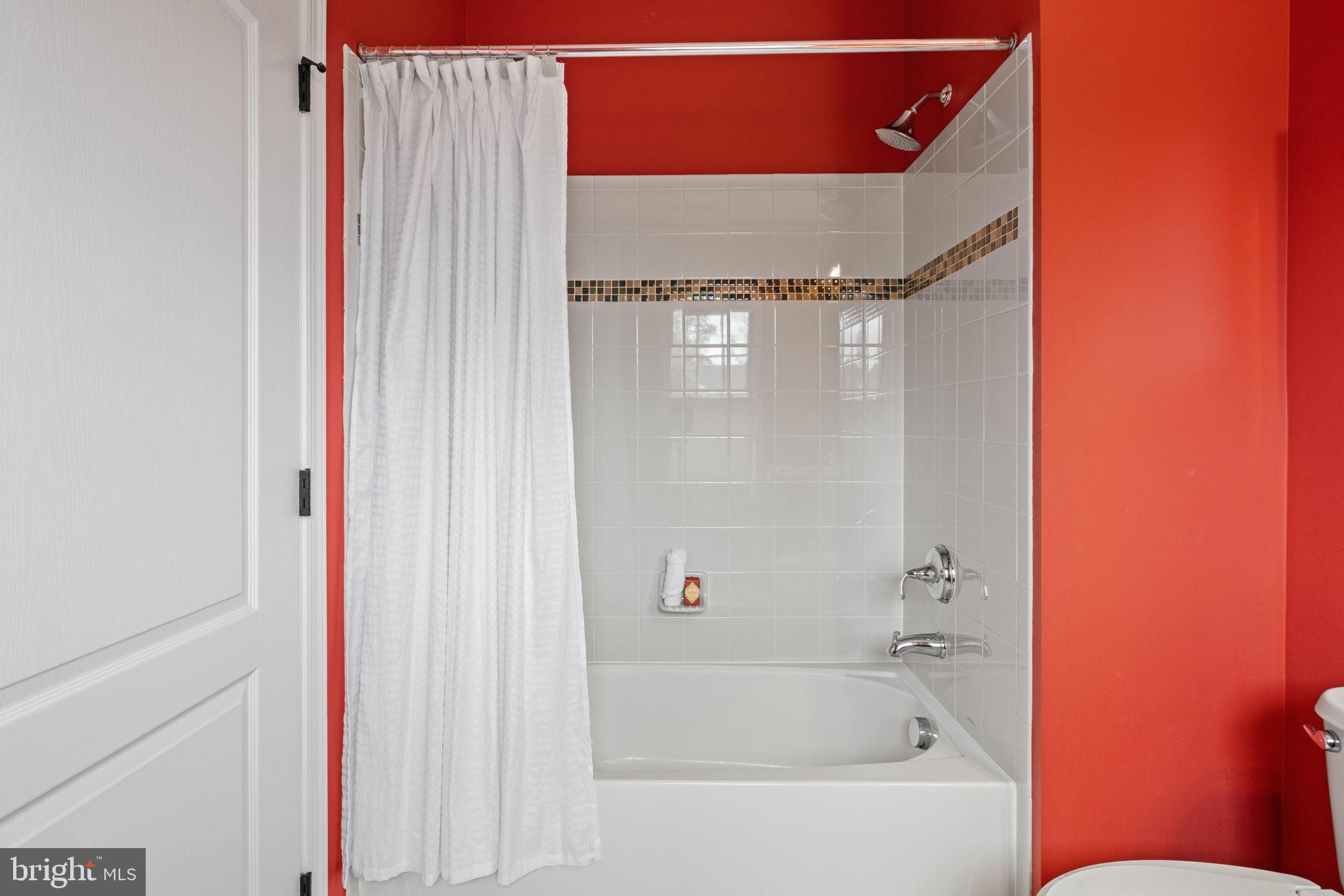 SOUTH RIDING - Residential