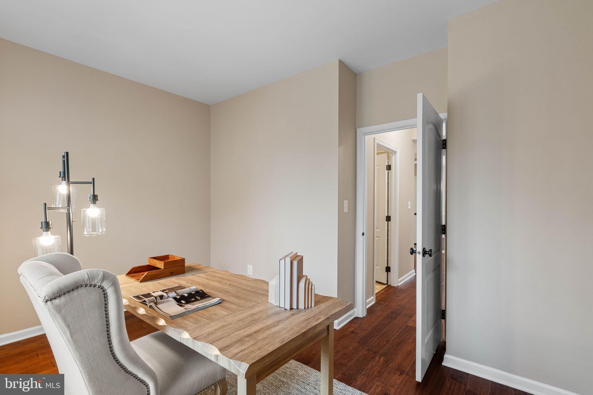 SOUTH RIDING - Residential