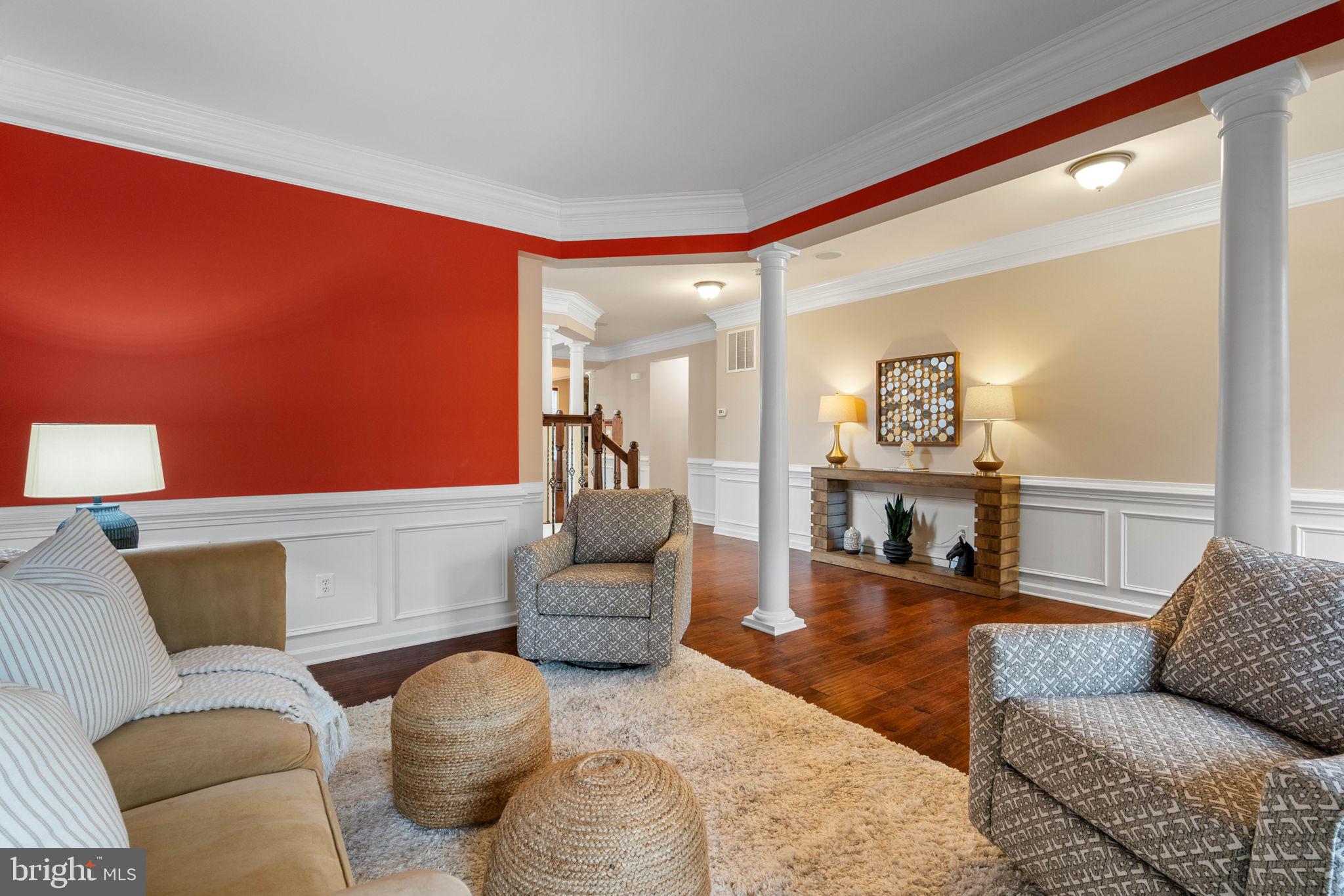 SOUTH RIDING - Residential