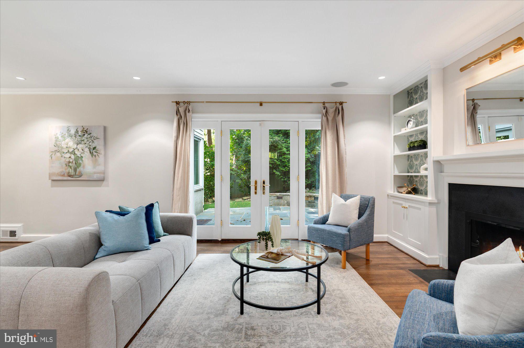 WESTMORELAND HILLS - Residential