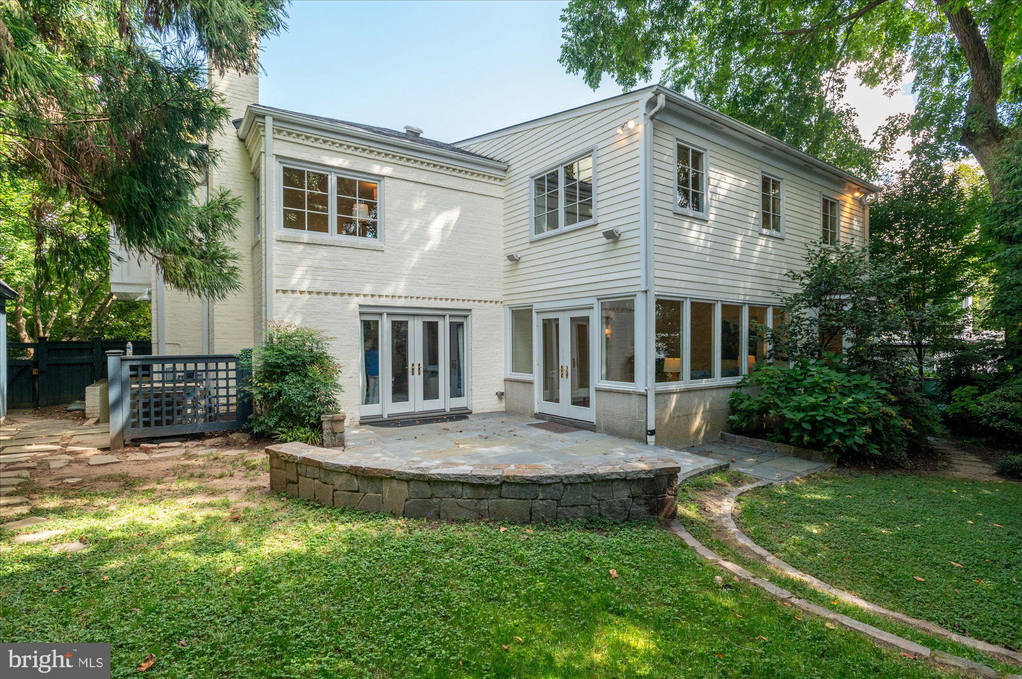 WESTMORELAND HILLS - Residential