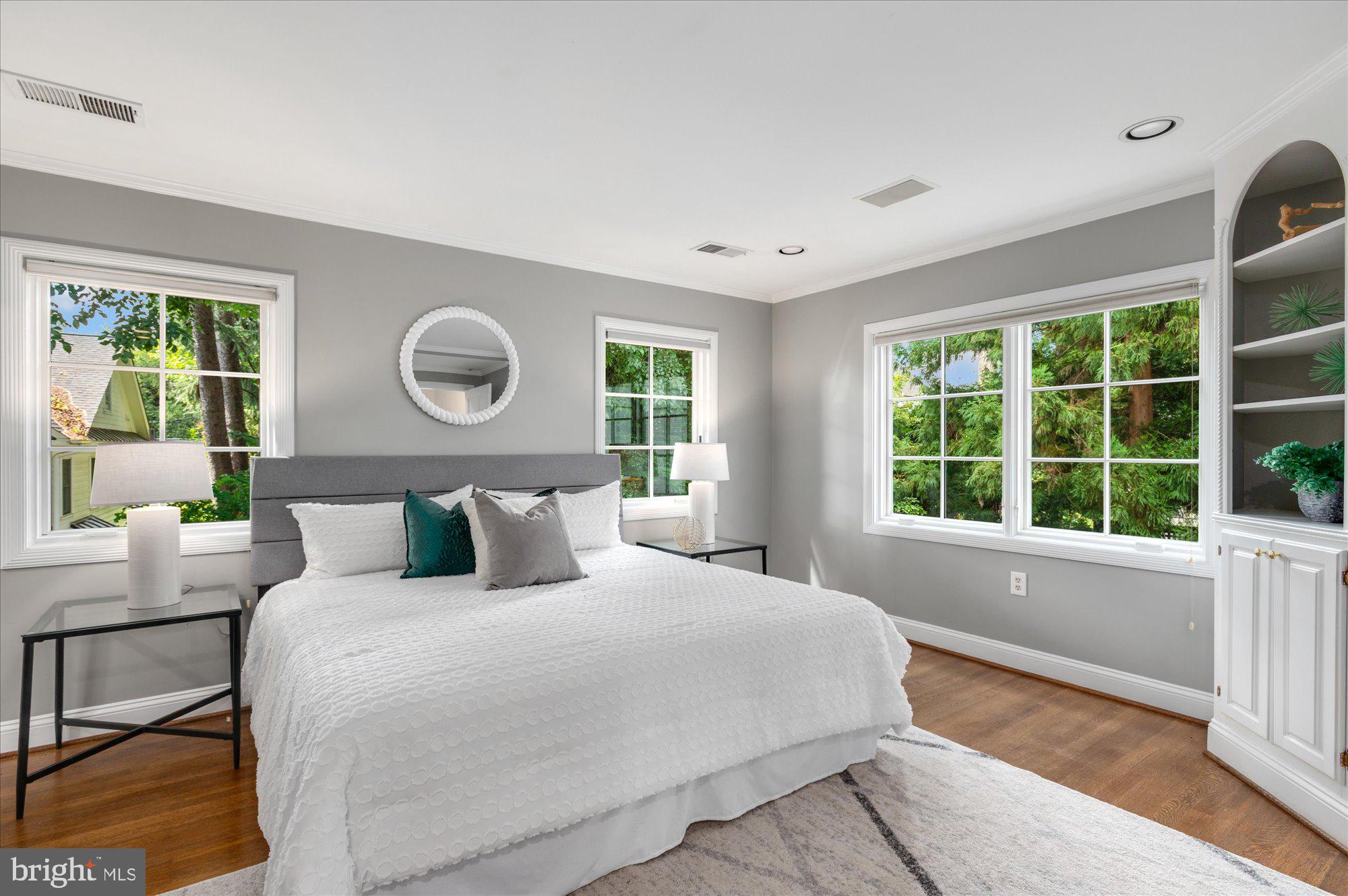 WESTMORELAND HILLS - Residential