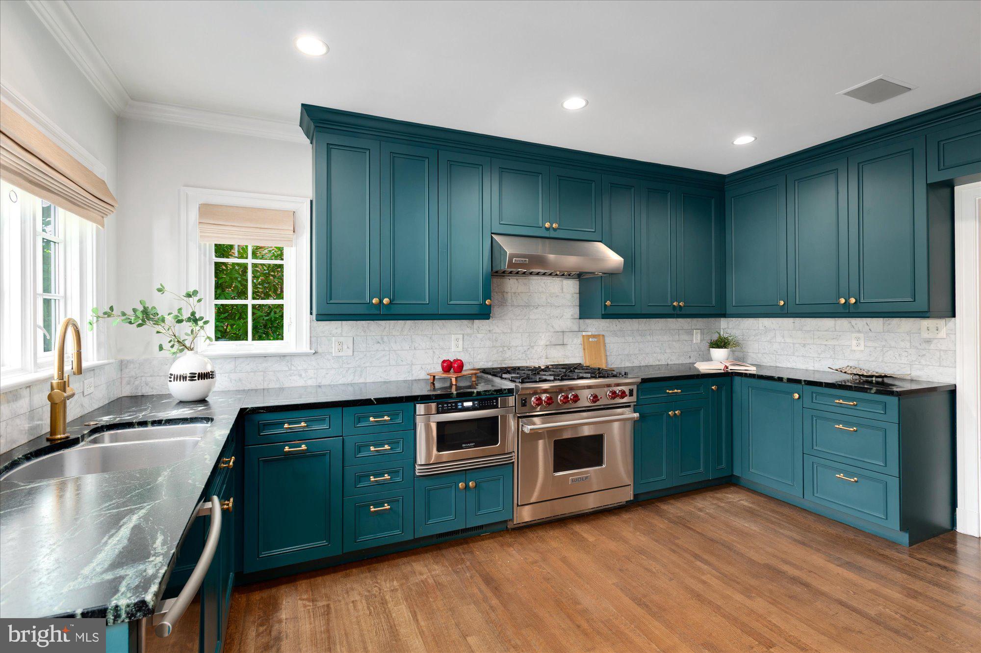 WESTMORELAND HILLS - Residential