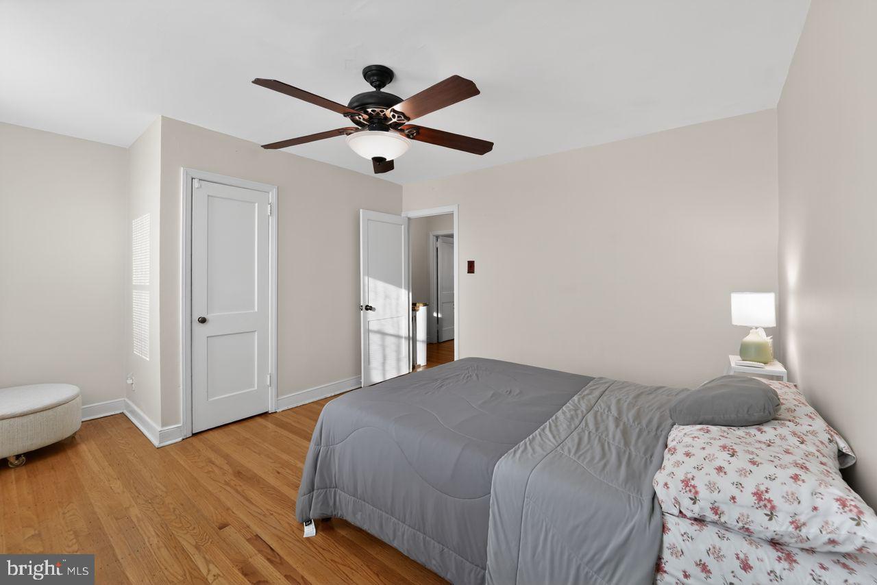 OXFORD CIRCLE - Residential