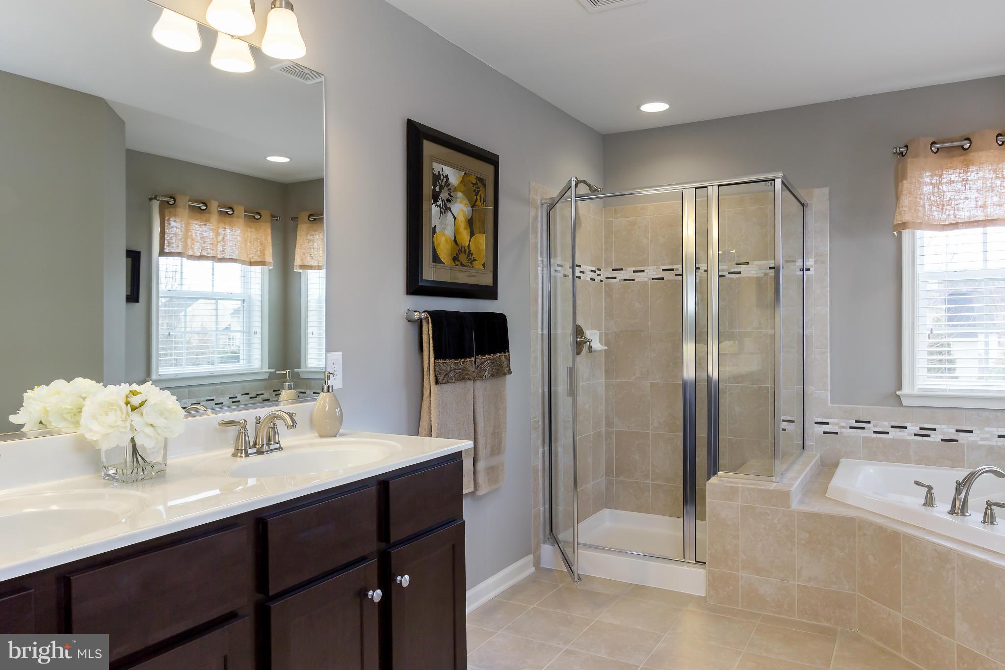 THE VILLAGE OF WASHINGTON TRAIL - Residential