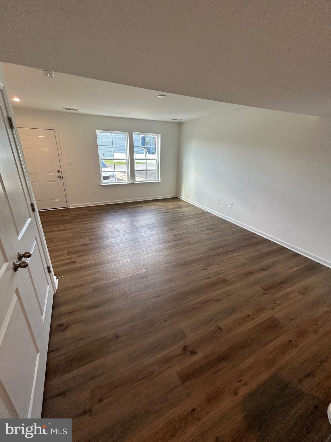 WHISPERING PINES - Residential Lease