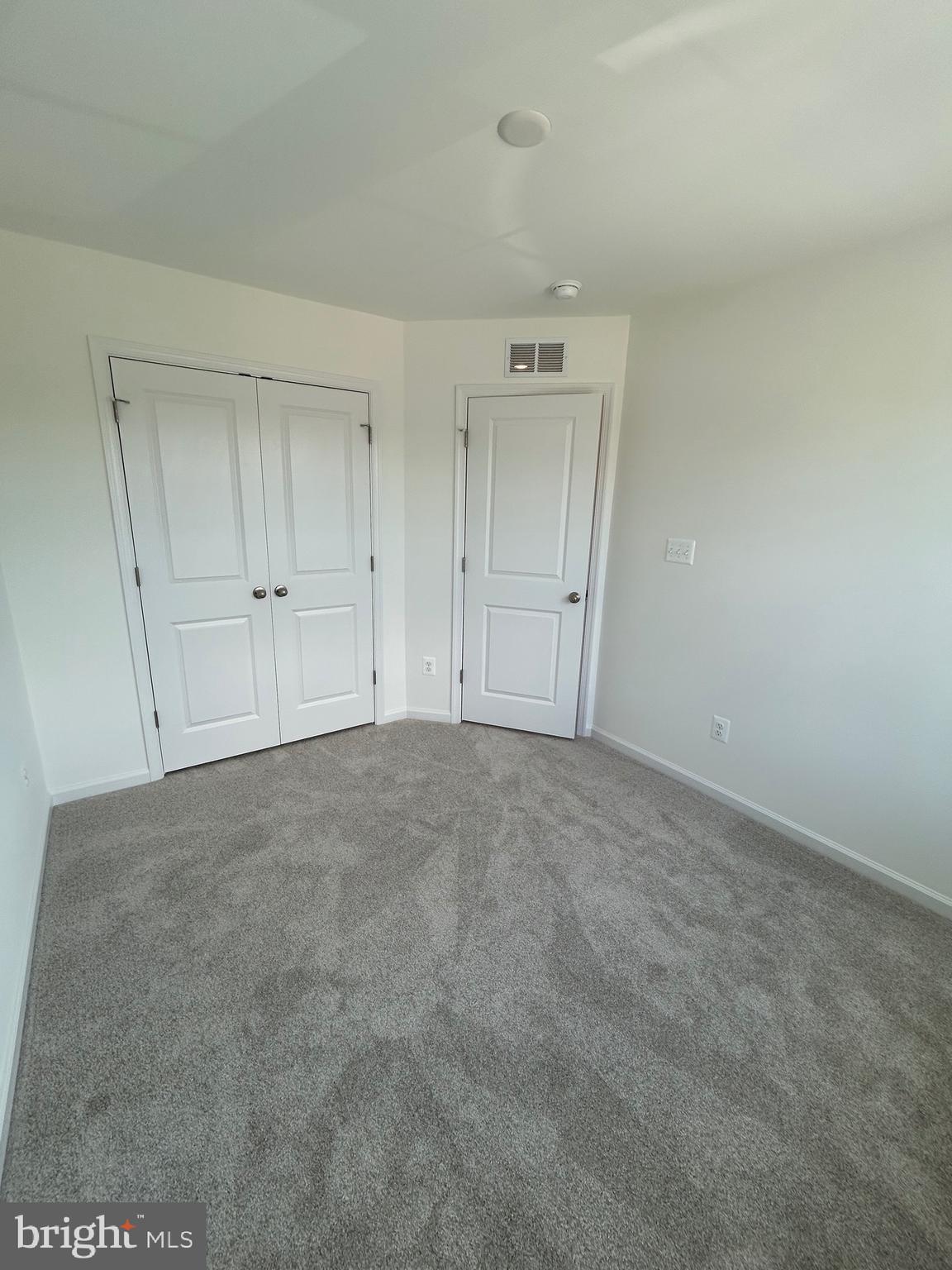 WHISPERING PINES - Residential Lease