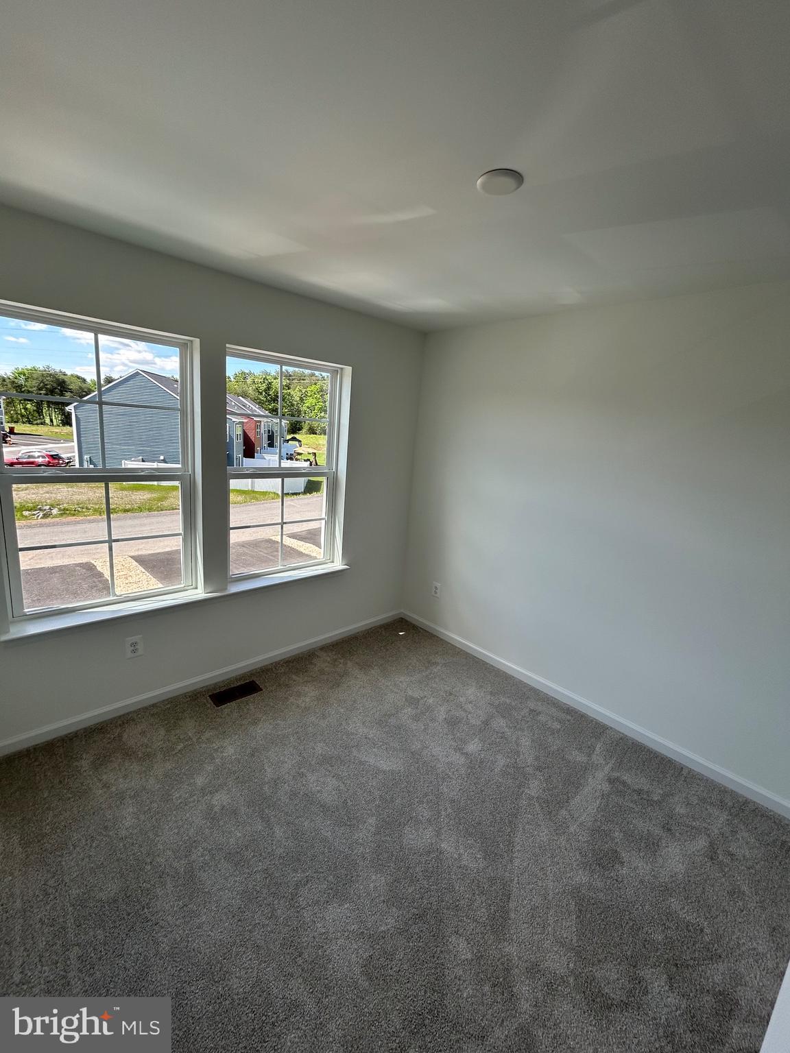 WHISPERING PINES - Residential Lease