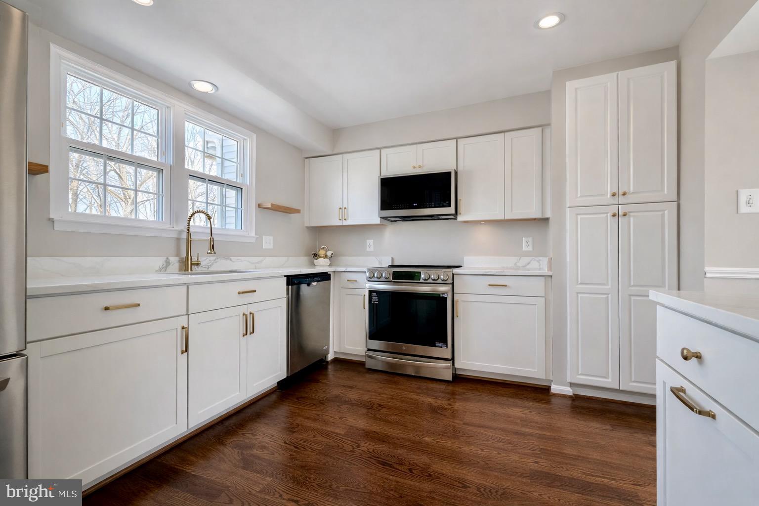 CASHELL MANOR - Residential