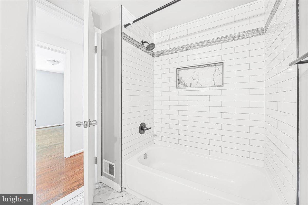 CASHELL MANOR - Residential