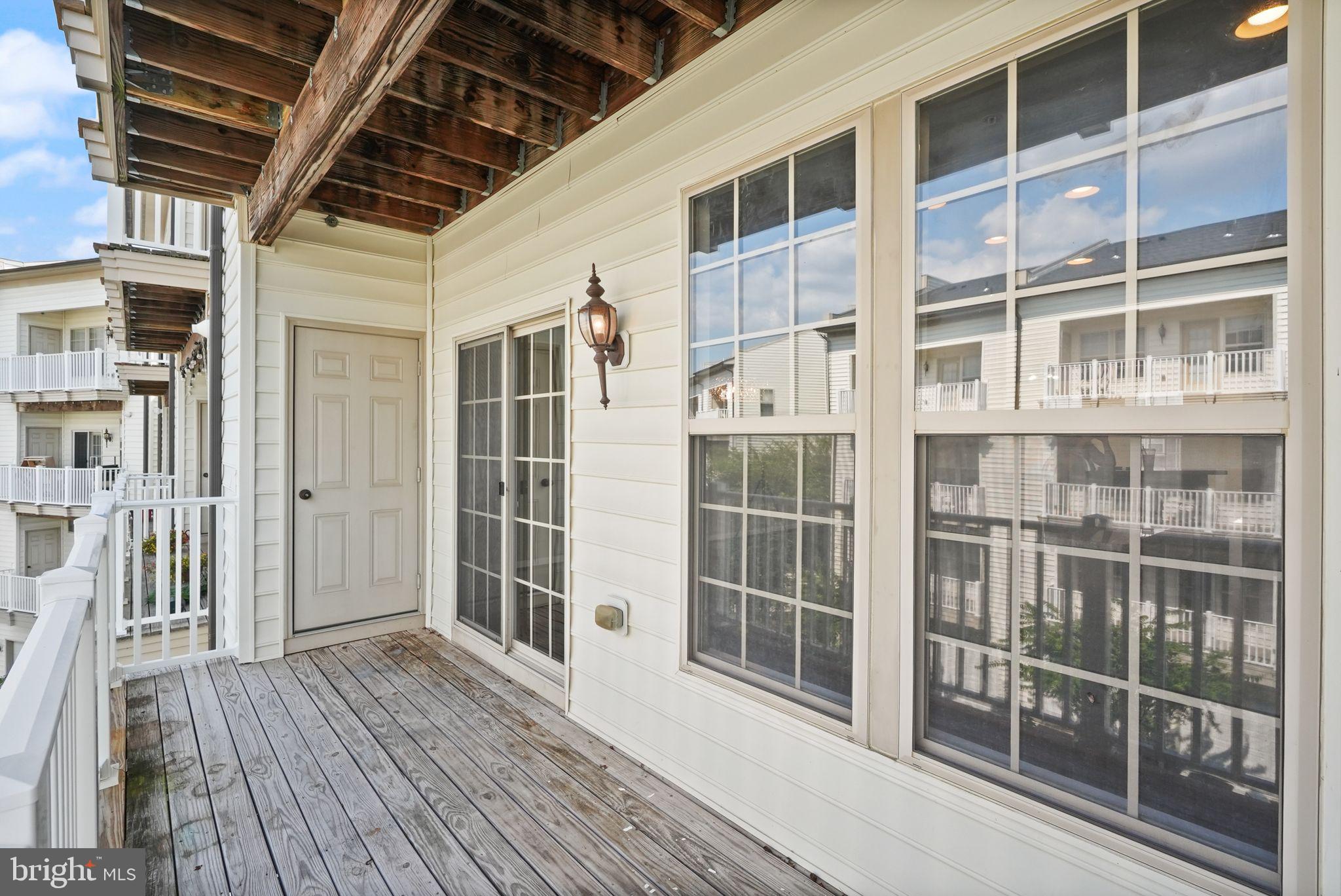 MADISON CRESCENT CONDOMINIUM - Residential