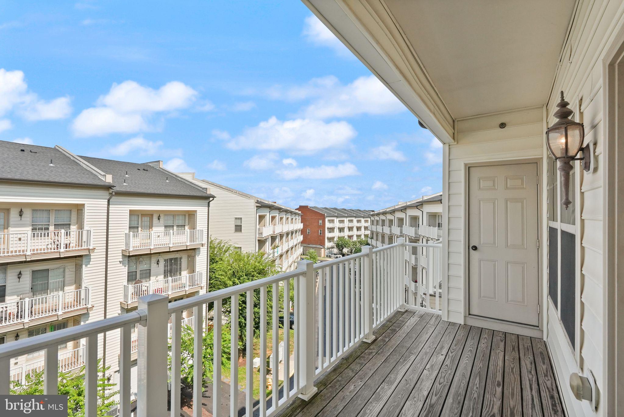 MADISON CRESCENT CONDOMINIUM - Residential