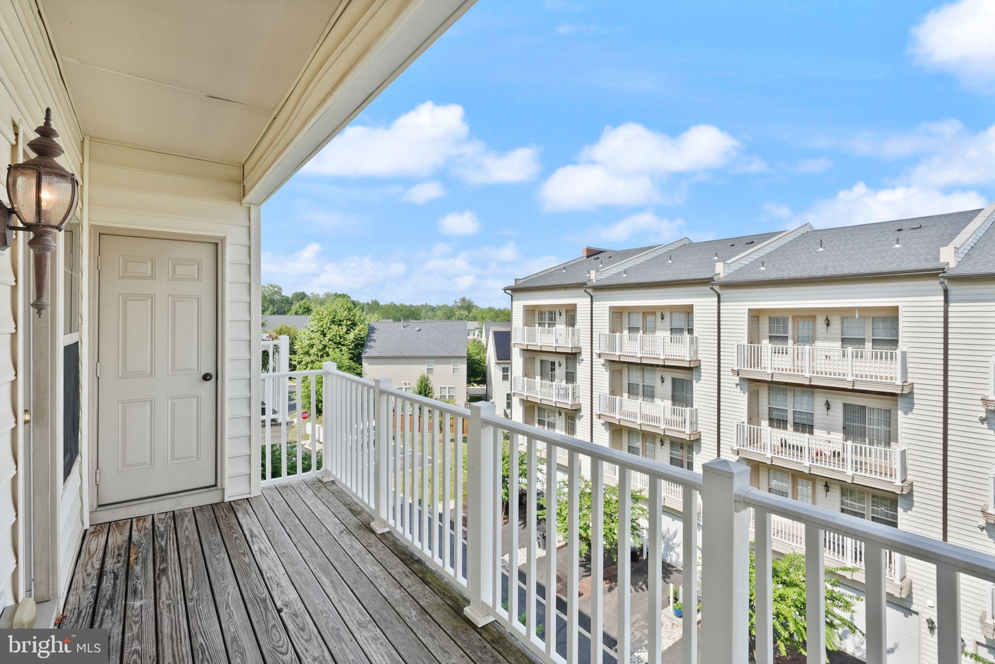 MADISON CRESCENT CONDOMINIUM - Residential