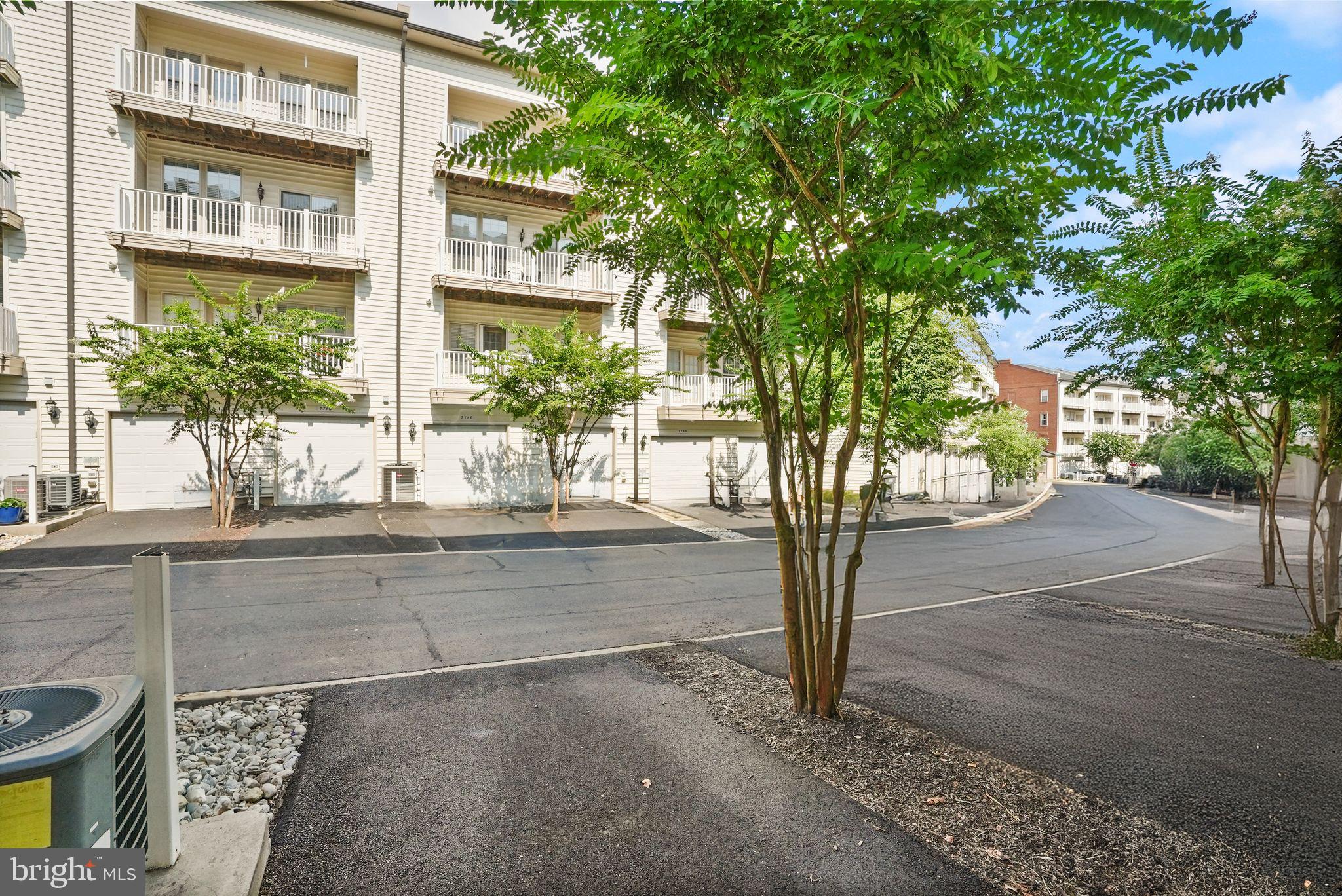 MADISON CRESCENT CONDOMINIUM - Residential