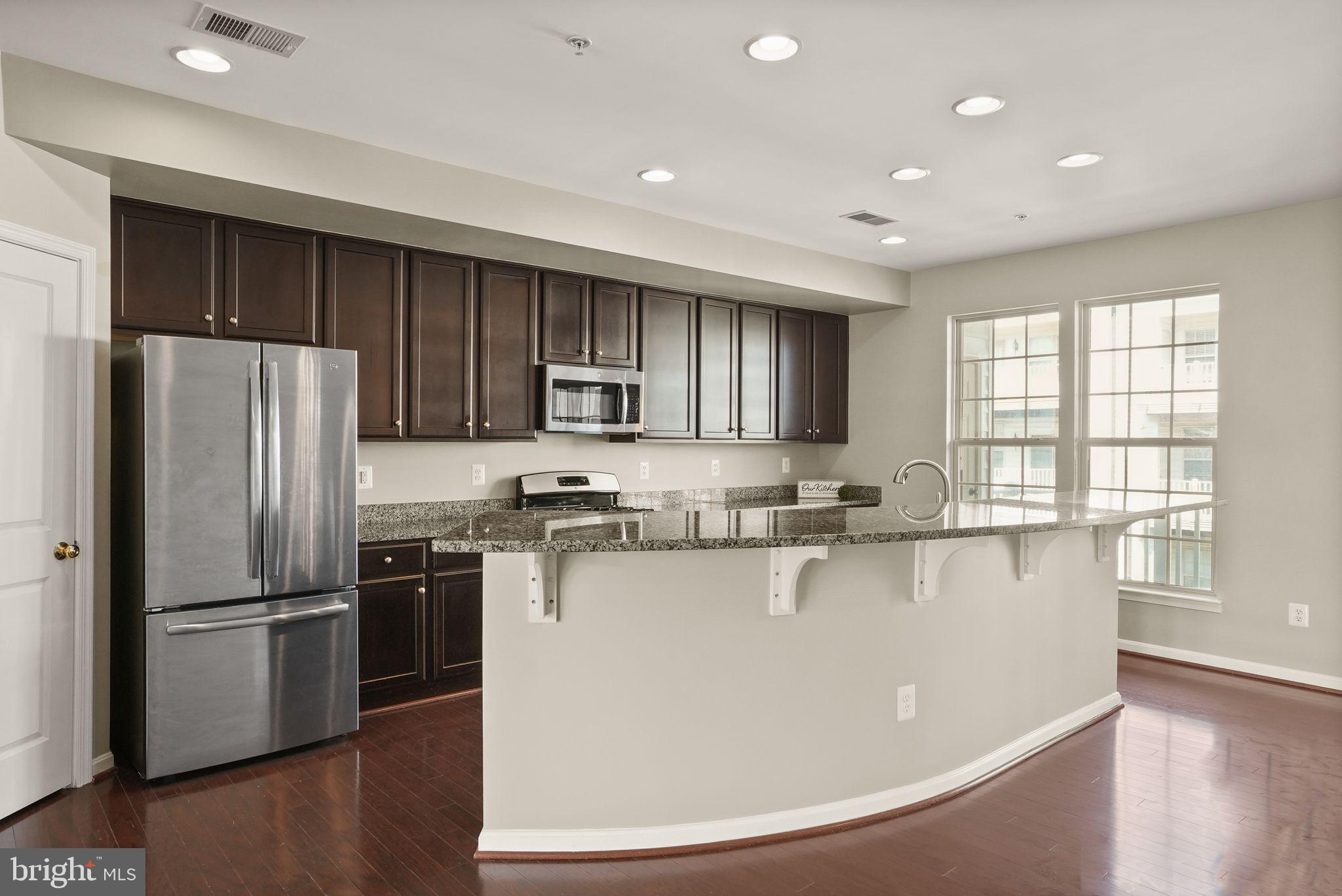 MADISON CRESCENT CONDOMINIUM - Residential