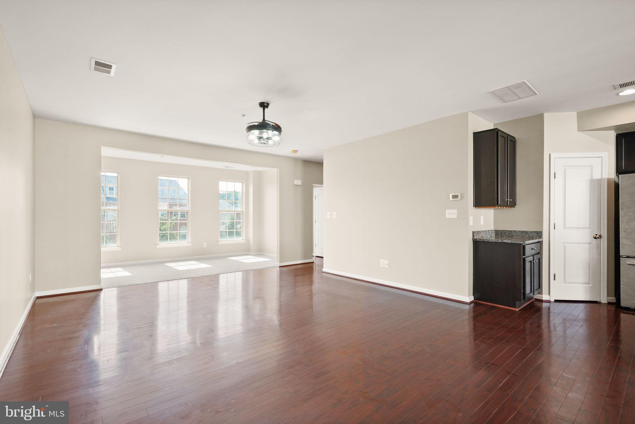 MADISON CRESCENT CONDOMINIUM - Residential