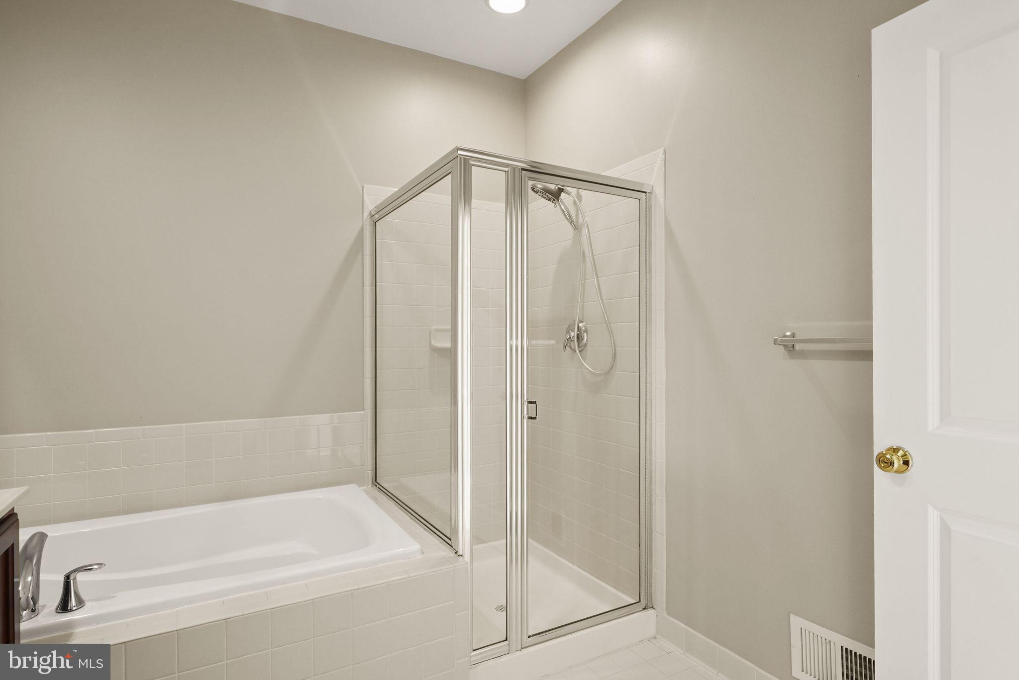 MADISON CRESCENT CONDOMINIUM - Residential